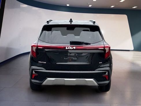 Certified 2024 Kia Seltos EX AWD/4WD image 3