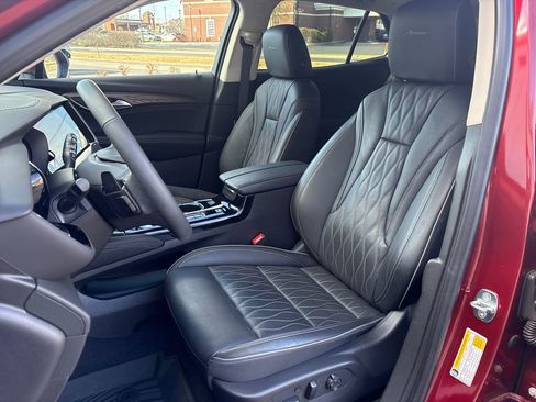 Certified 2021 Buick Envision Avenir image 17