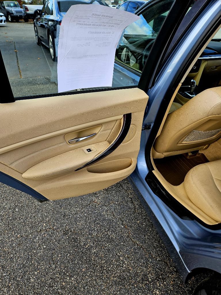 Used 2014 BMW 328i Sedan RWD image 7