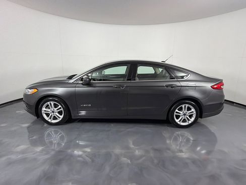 Used 2018 Ford Fusion S FWD image 8