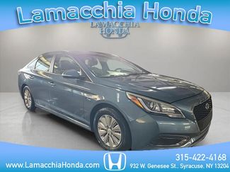 Used 2016 Hyundai Sonata SE video 1