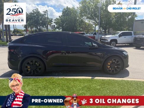 Used 2022 Tesla Model X Plaid AWD/4WD image 3