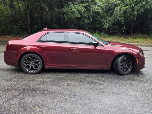 Used 2019 Chrysler 300 Touring w/ Sport Appearance Package RWD image 30
