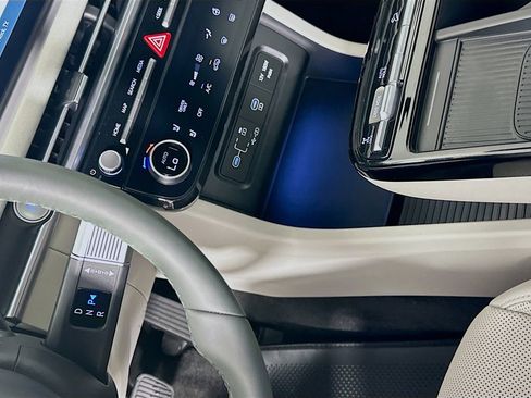 New 2026 Hyundai Tucson Limited AWD/4WD image 15