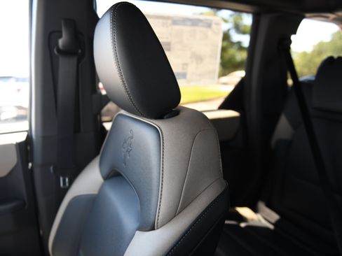 New 2026 Ford Bronco Big Bend AWD/4WD image 24