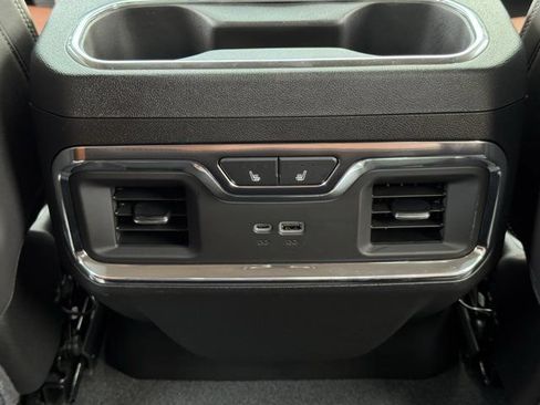Used 2025 GMC Sierra 2500 Denali Ultimate AWD/4WD image 30