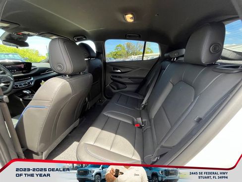 New 2026 Buick Envista Sport Touring image 12