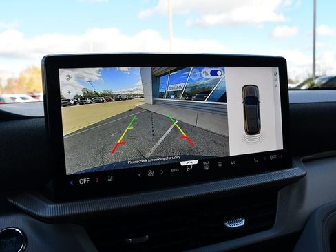 Used 2026 Ford Explorer Active w/ Active Comfort Package image 27