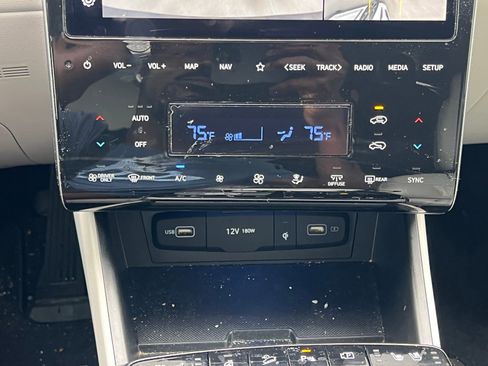 Certified 2024 Hyundai Tucson Limited image 36