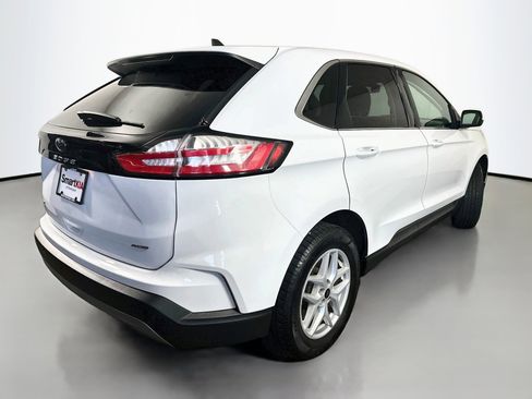 Used 2024 Ford Edge SEL AWD/4WD image 7