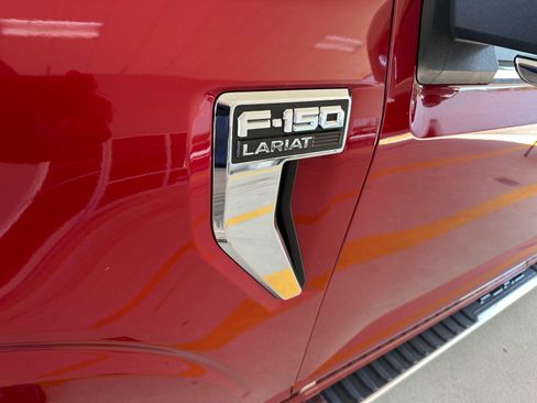 Used 2025 Ford F150 Lariat w/ Equipment Group 501A Mid AWD/4WD image 5