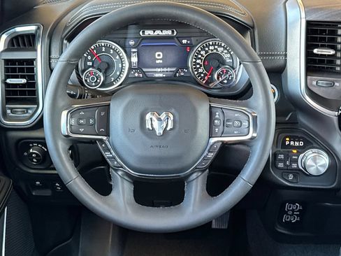 Used 2025 RAM 1500 Laramie AWD/4WD image 15
