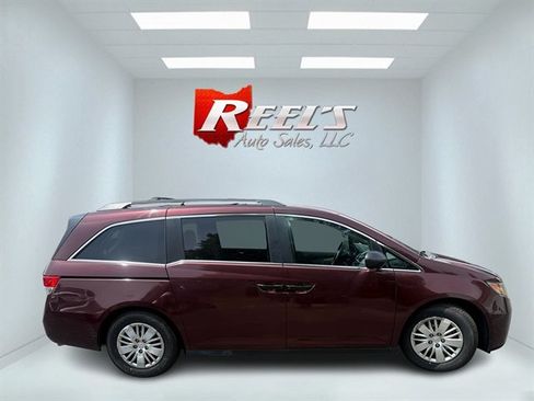Used 2014 Honda Odyssey LX image 24