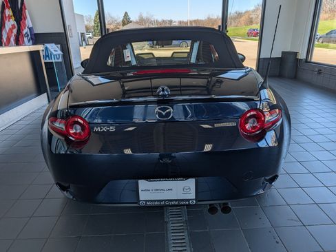 New 2026 MAZDA MX-5 Miata Club w/ Interior Package RWD image 3