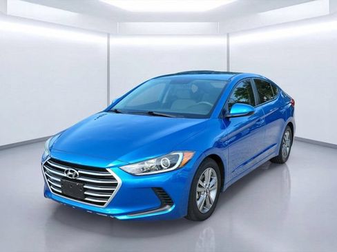 Used 2018 Hyundai Elantra SEL FWD image 2