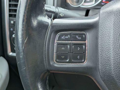 Used 2019 RAM 1500 Big Horn RWD image 27