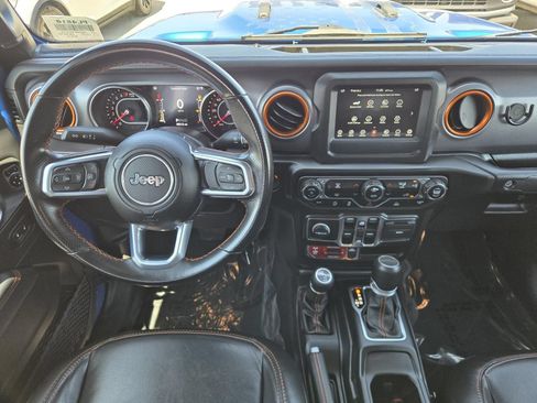 Used 2021 Jeep Gladiator Mojave w/ LED Lighting Group AWD/4WD image 8