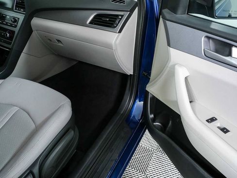 Used 2017 Hyundai Sonata SE FWD image 22