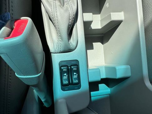 Used 2012 Subaru Forester 2.5X Premium image 21