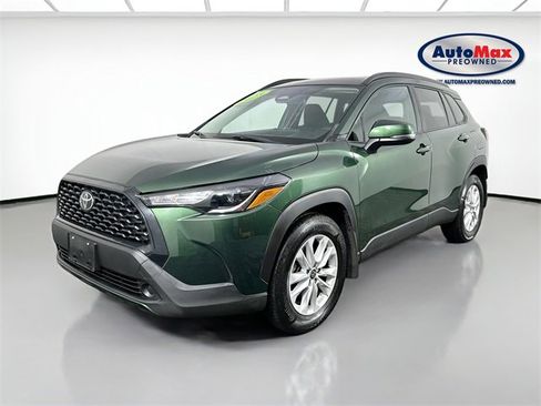 Used 2023 Toyota Corolla Cross LE image 5