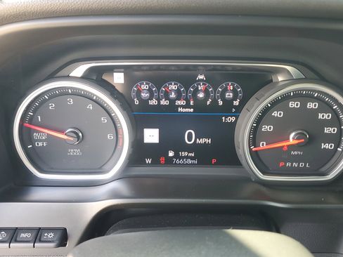 Used 2019 Chevrolet Silverado 1500 High Country w/ Technology Package image 34