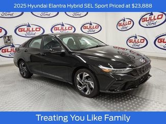 Used 2025 Hyundai Elantra SEL video 1