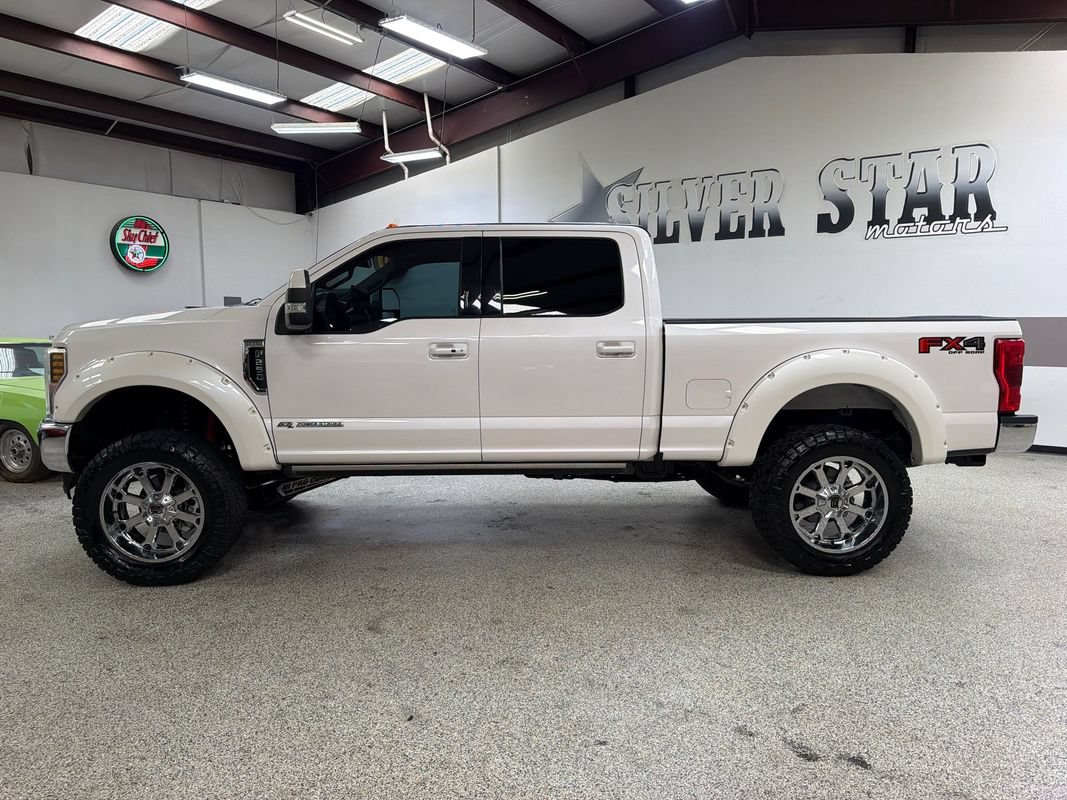 Used 2019 Ford F250 Lariat w/ Lariat Ultimate Package AWD/4WD image 3