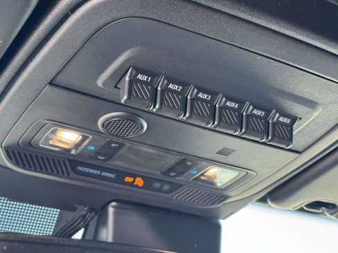 Used 2022 Ford Bronco Wildtrak image 21