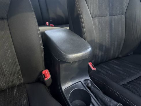 Used 2013 Toyota Corolla S image 39