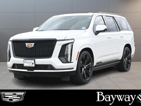 Certified 2025 Cadillac Escalade Sport Platinum w/ LPO, Floor Liner Package AWD/4WD image 1