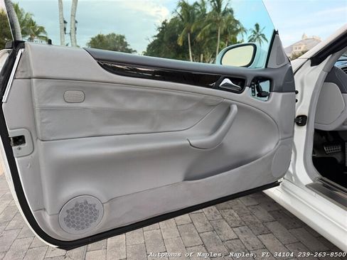 Used 2001 Mercedes-Benz CLK 430 Cabriolet image 27