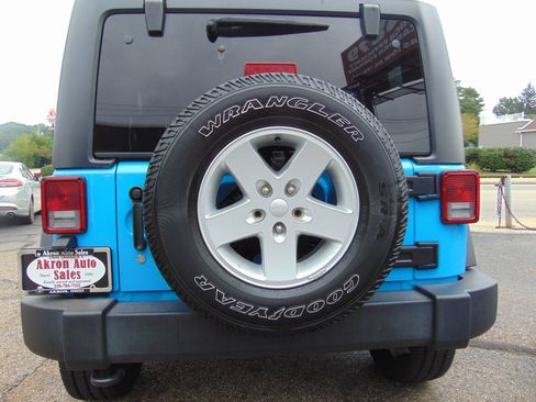Used 2017 Jeep Wrangler Unlimited Sport w/ Quick Order Package 24S AWD/4WD image 34