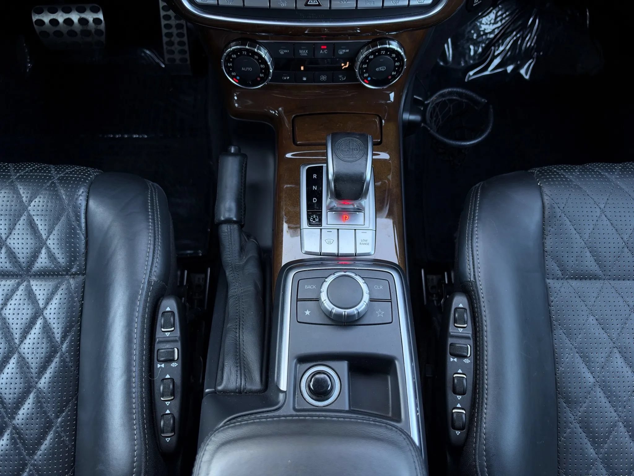 Used 2015 Mercedes-Benz G 63 AMG 4MATIC image 41