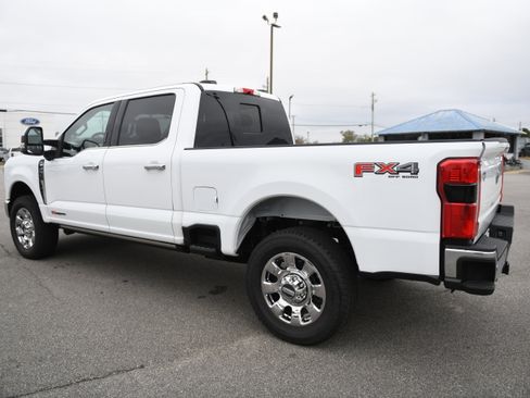 New 2026 Ford F250 Lariat w/ Lariat Premium Package image 15