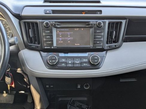 Used 2016 Toyota RAV4 XLE image 19