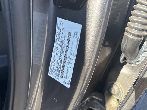 Used 2022 Ford F350 Lariat w/ Black Appearance Package image 19