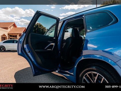 Used 2025 BMW X1 xDrive28i AWD/4WD image 39