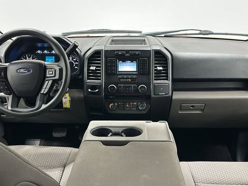 Used 2018 Ford F150 XLT image 11