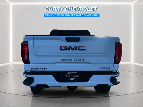 Used 2024 GMC Sierra 1500 AT4 w/ Technology Package image 11