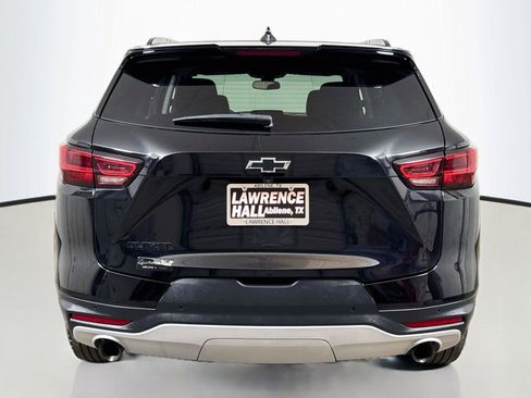 Certified 2024 Chevrolet Blazer LT w/ Convenience Package FWD image 5