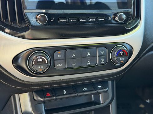 Used 2015 GMC Canyon SLE w/ SLE Convenience Package AWD/4WD image 22