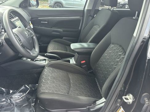 Used 2023 Mitsubishi Outlander Sport AWD image 10