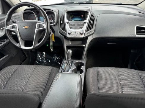 Used 2017 Chevrolet Equinox LT w/ Convenience Package image 11