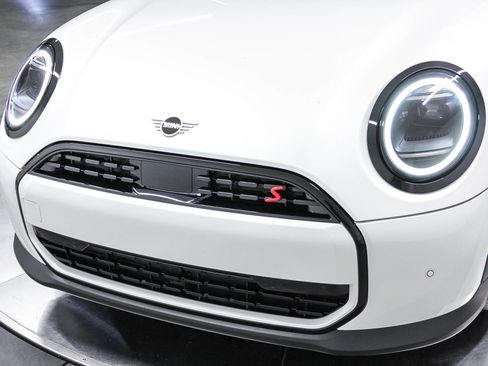 New 2026 MINI Cooper S image 11