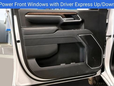 Certified 2025 Chevrolet Silverado 2500 LT w/ Convenience Package image 22