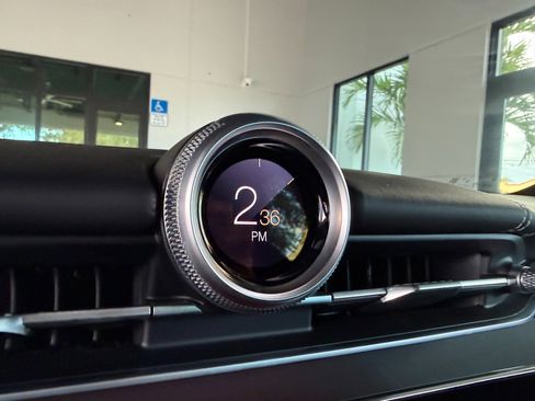 Used 2025 Maserati Grecale Modena image 41