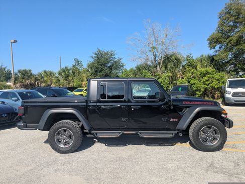 Used 2023 Jeep Gladiator Rubicon w/ LED Lighting Group AWD/4WD image 4