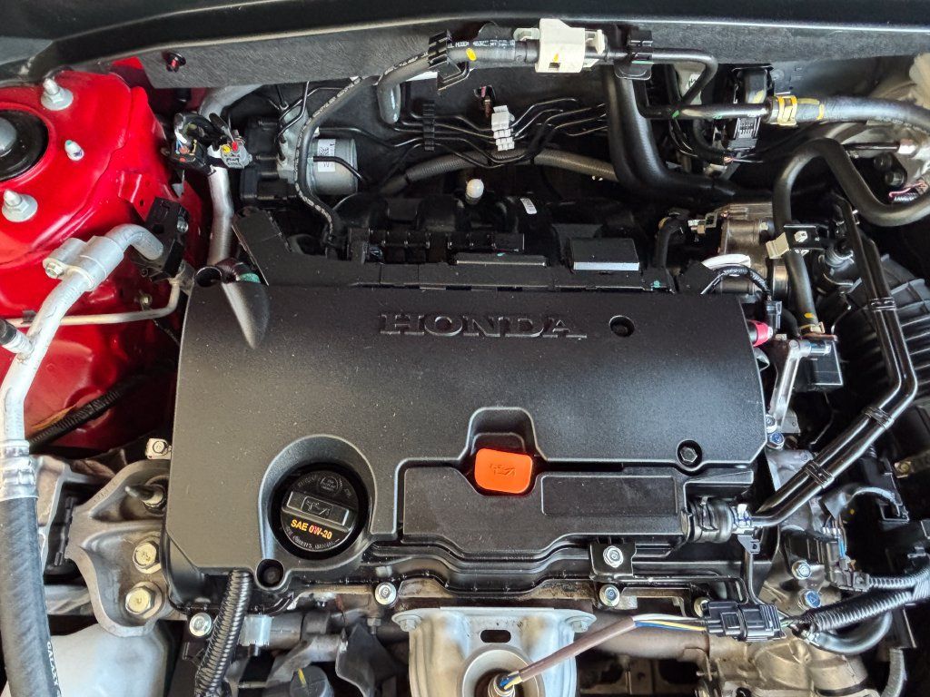 Used 2025 Honda HR-V Sport image 27