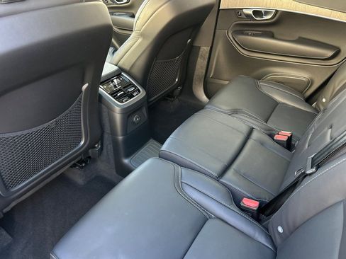 Used 2024 Volvo XC90 T8 Ultimate w/ Protection Package image 4