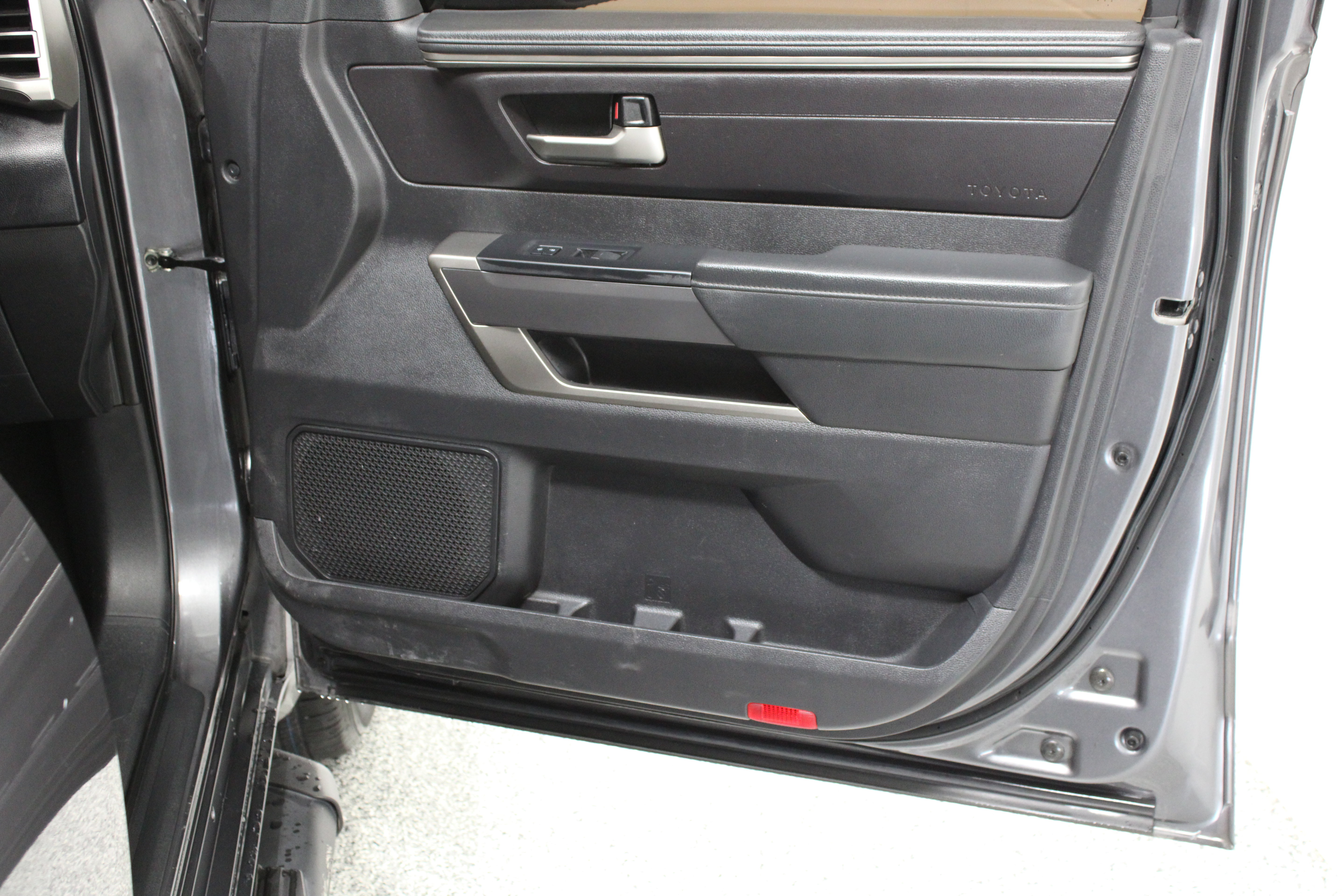 Used 2023 Toyota Tundra SR5 AWD/4WD image 33